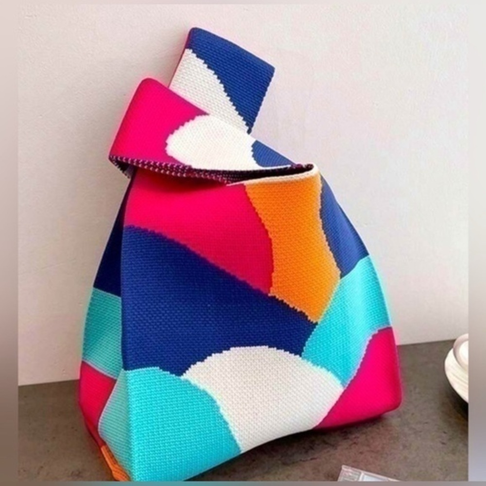 ✨NWT Woven Knit multicolored Geometric wristlet knit mini crochet tote Bag - Picture 2 of 4